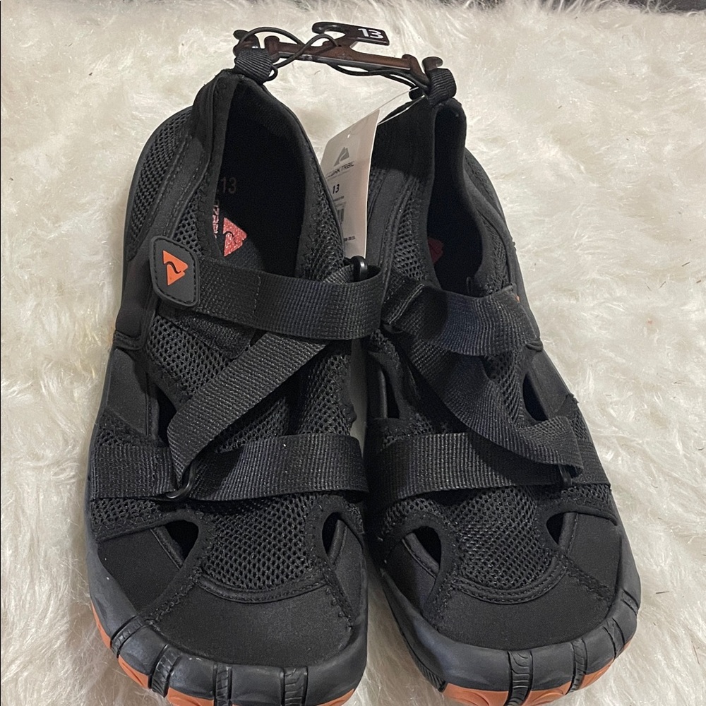 Ozark Trail Black and Orange Men's Sandals